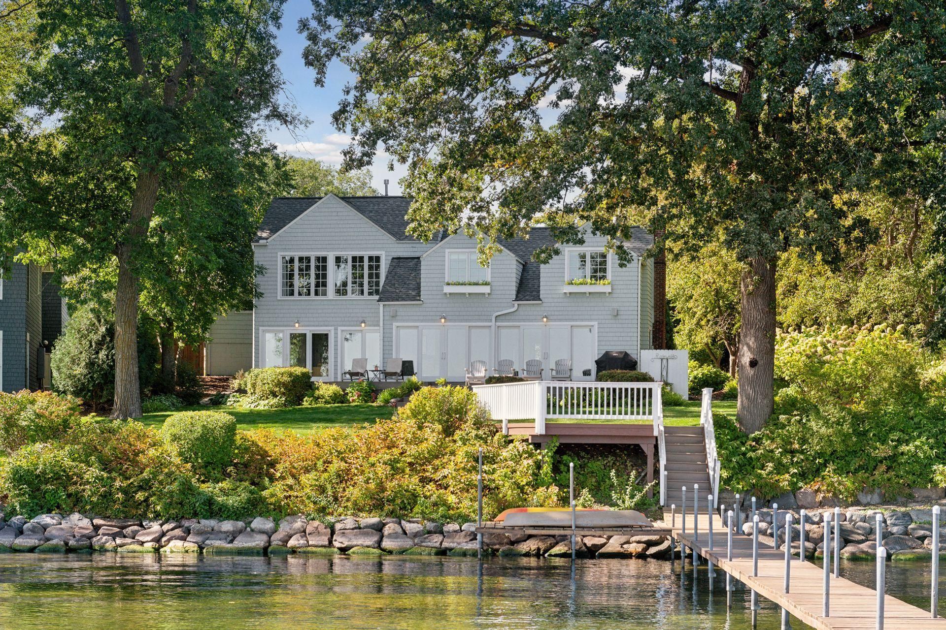 215 W Point Road, Tonka Bay, MN 55331