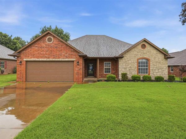 308 Fairway Drive, Perkins, OK 74059
