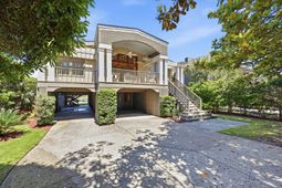370 Sundial Dr. photo 4