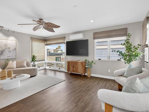3828 Mission Blvd, San Diego, CA 92109