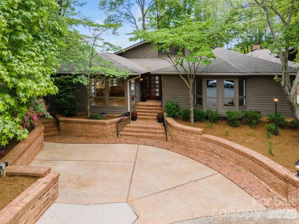 449 Windward Drive, Davidson, NC 28036