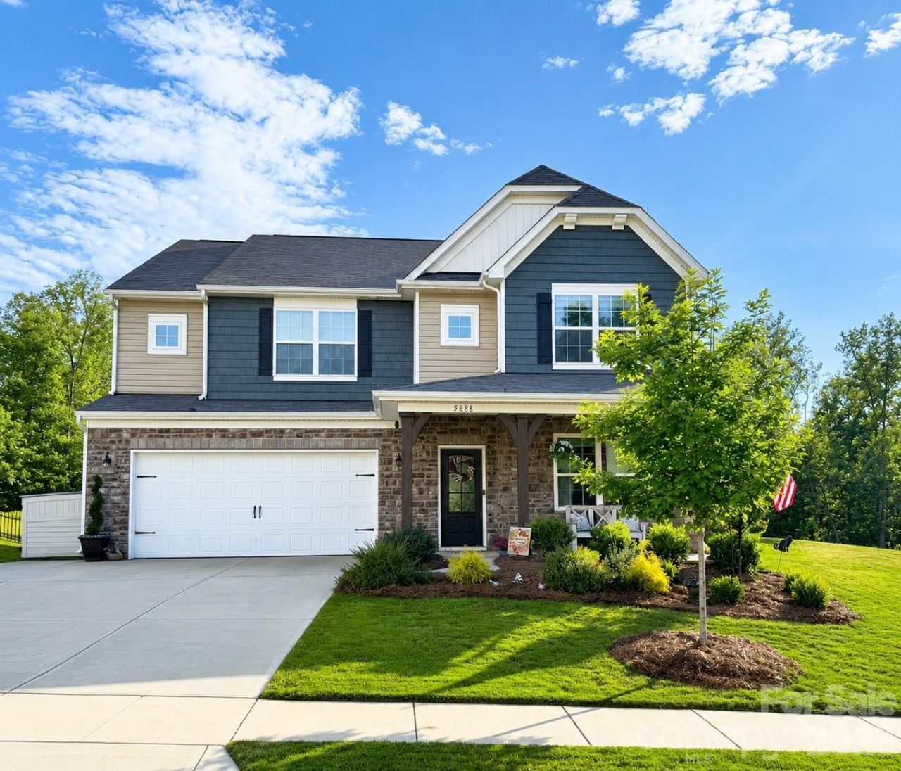 5688 Newton Way , Maiden, NC 28650 Main Photo