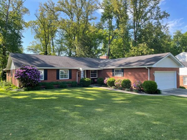 3116 Calvin , Ashland, KY 41102