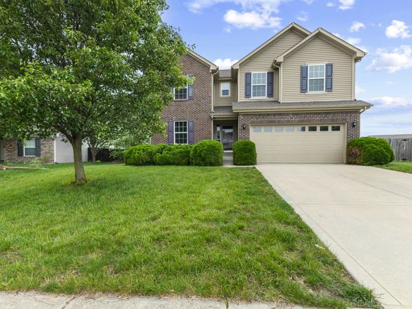 2804 Corlee Crescent , Brownsburg, IN 46112