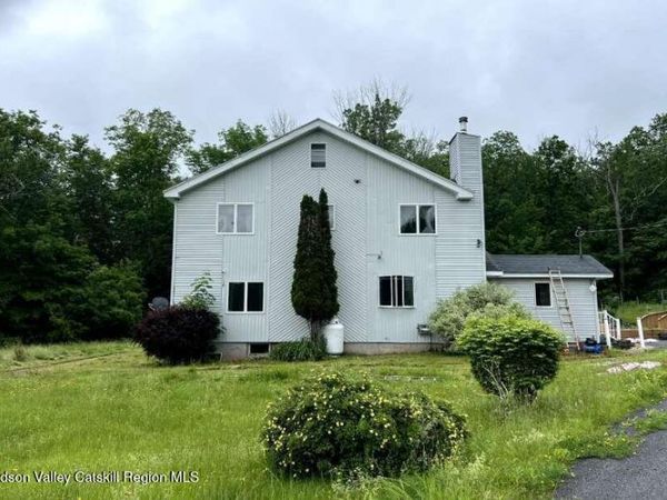 2914 Route 10 , Windham, NY 12496