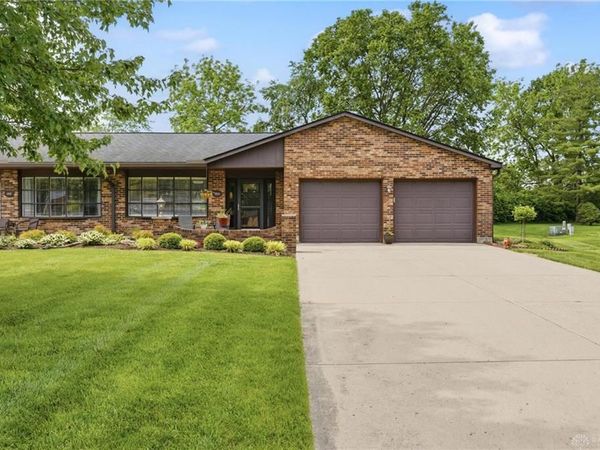 354 Kimbary Drive, Washington TWP, OH 45458