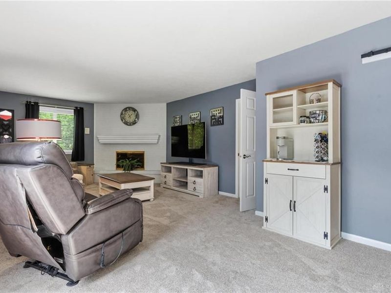 354 Kimbary Drive, Washington Township, OH 45458 Photo 14