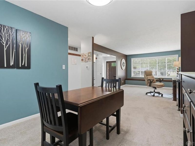 354 Kimbary Drive, Washington Township, OH 45458 Photo 9