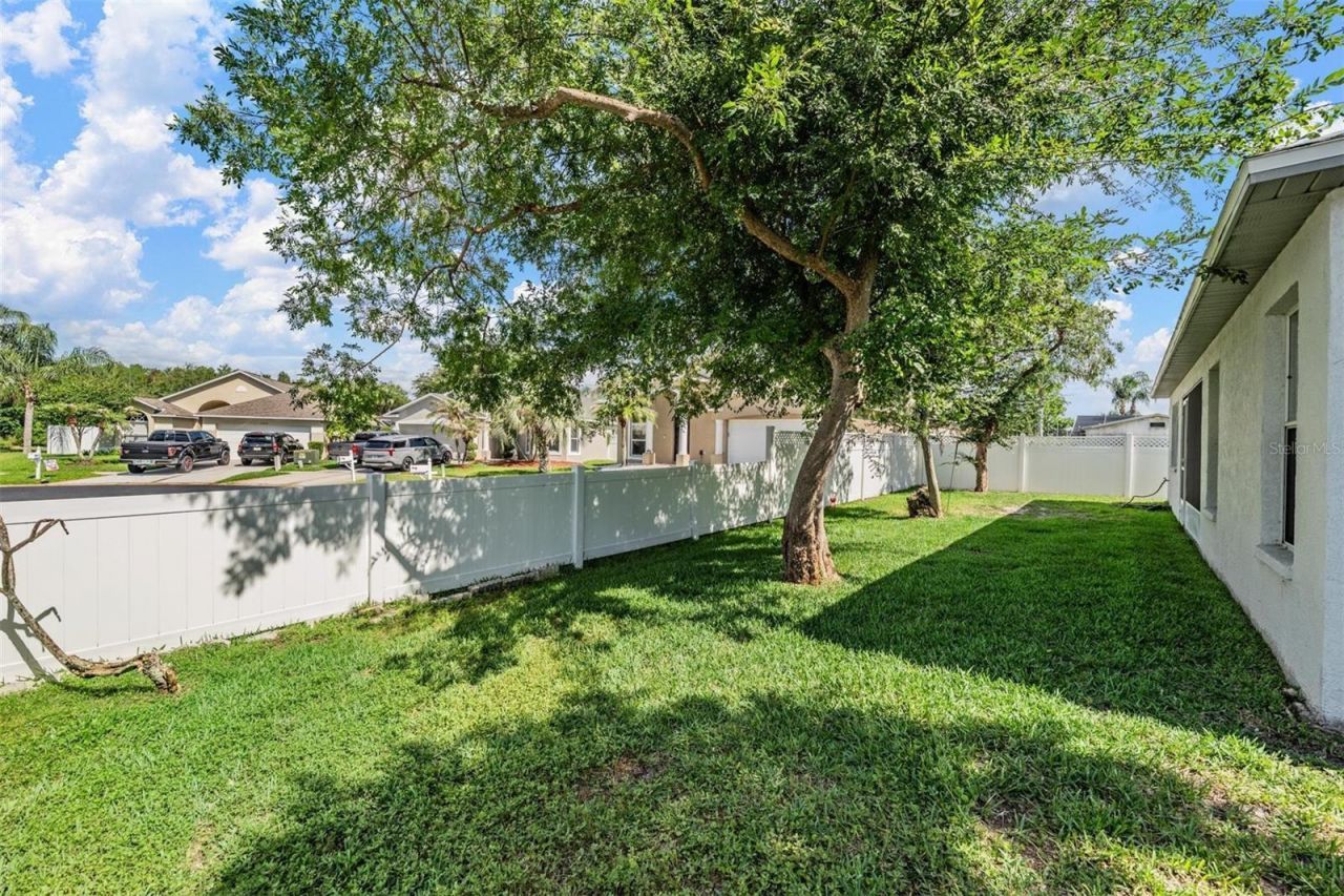 4940 Woodmere Road , Land O Lakes, FL 34639 Photo