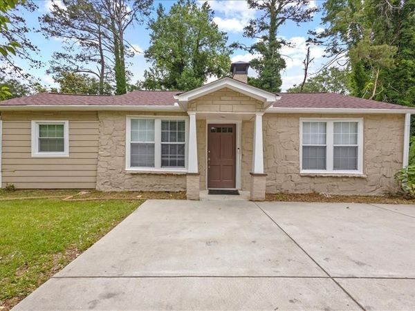 4348 Midway Road , Douglasville, GA 30134