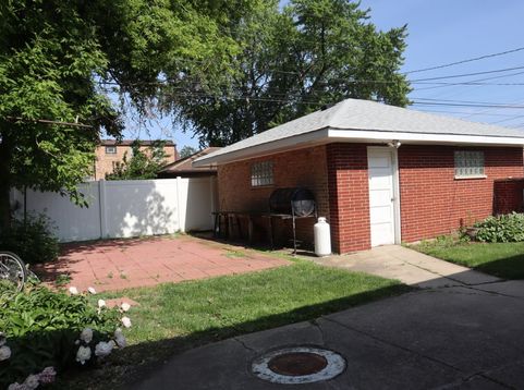 Main Photo