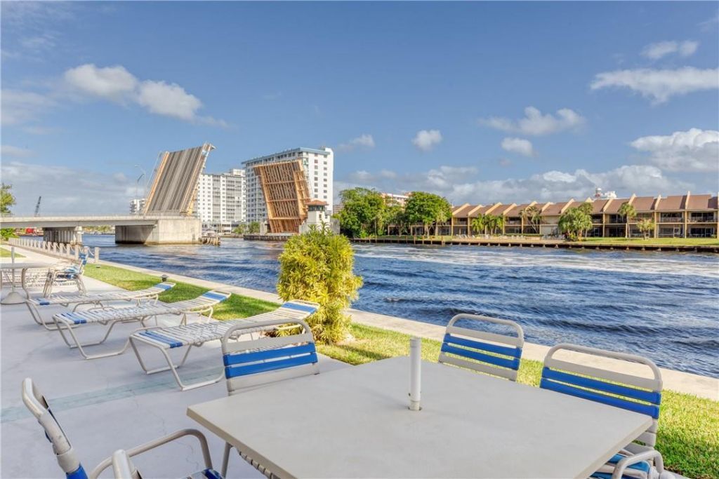 2900 NE 14th Street Causeway, Unit 514, Pompano Beach, FL 33062 Photo