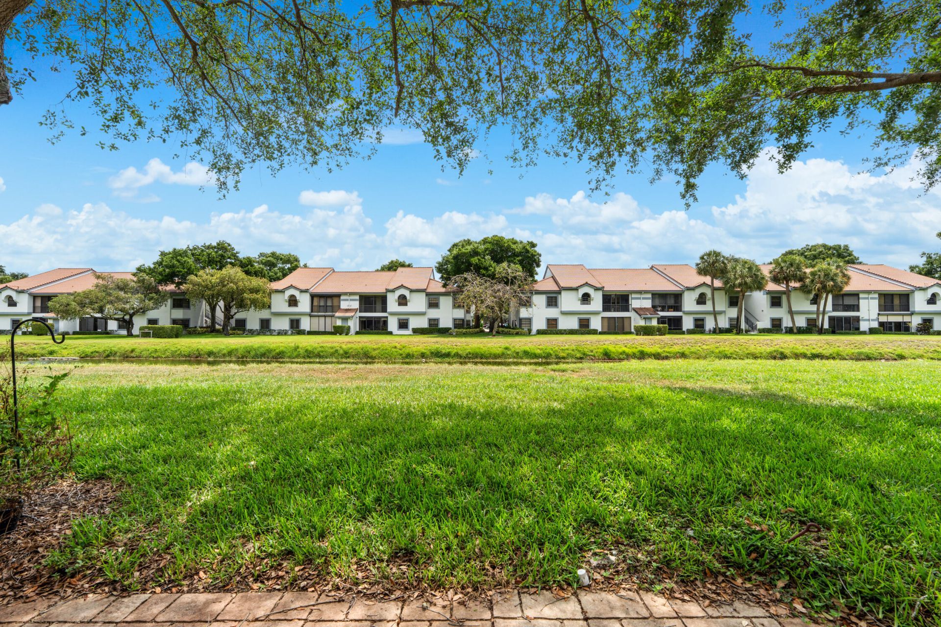 9728 Sills Drive E, Unit 102, Boynton Beach, FL 33437 Photo