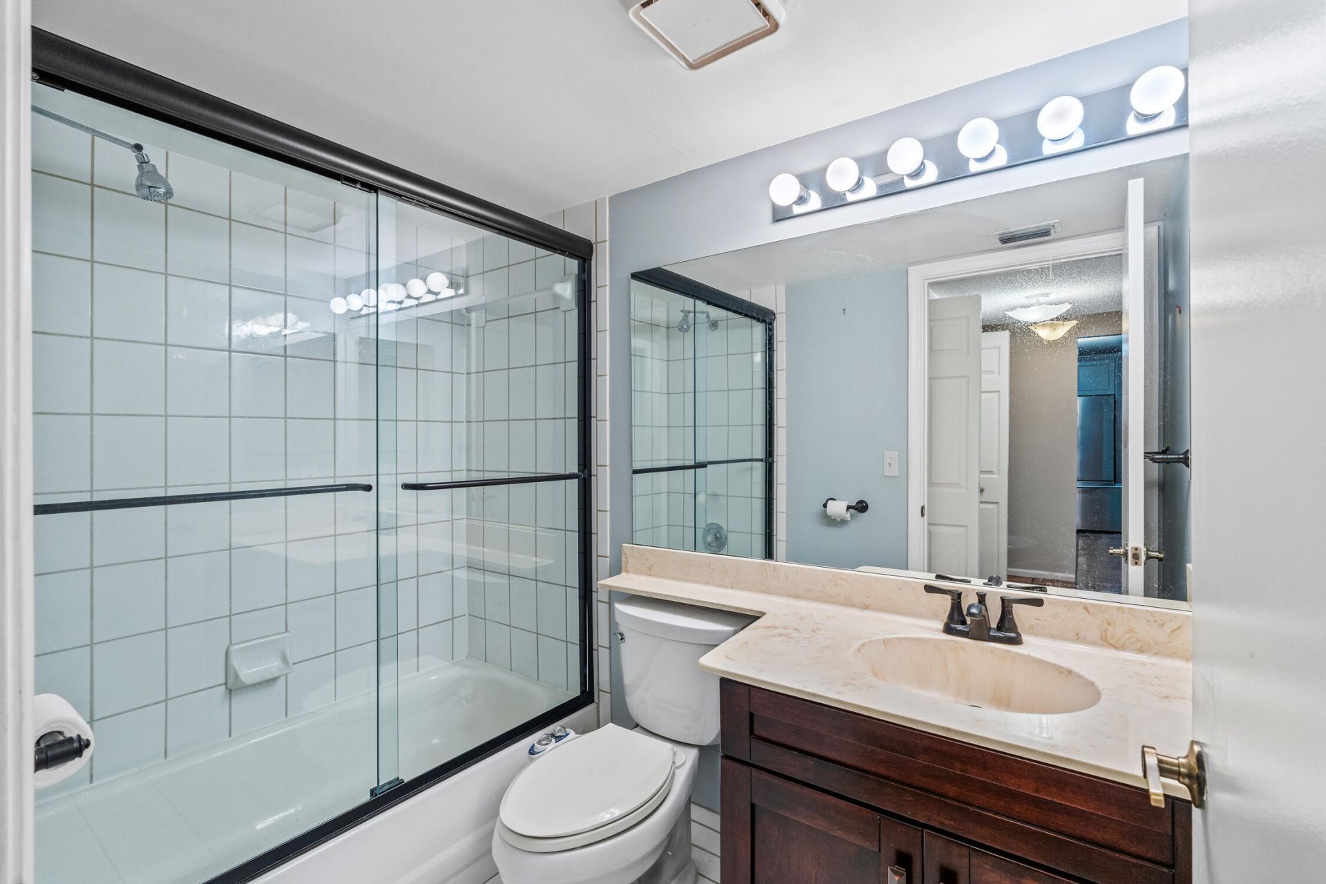 9728 Sills Drive E, Unit 102, Boynton Beach, FL 33437 Photo