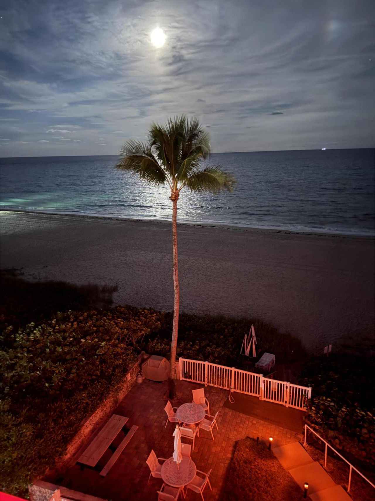 3851 N Ocean Boulevard, Unit 403, Gulf Stream, FL 33483 Photo