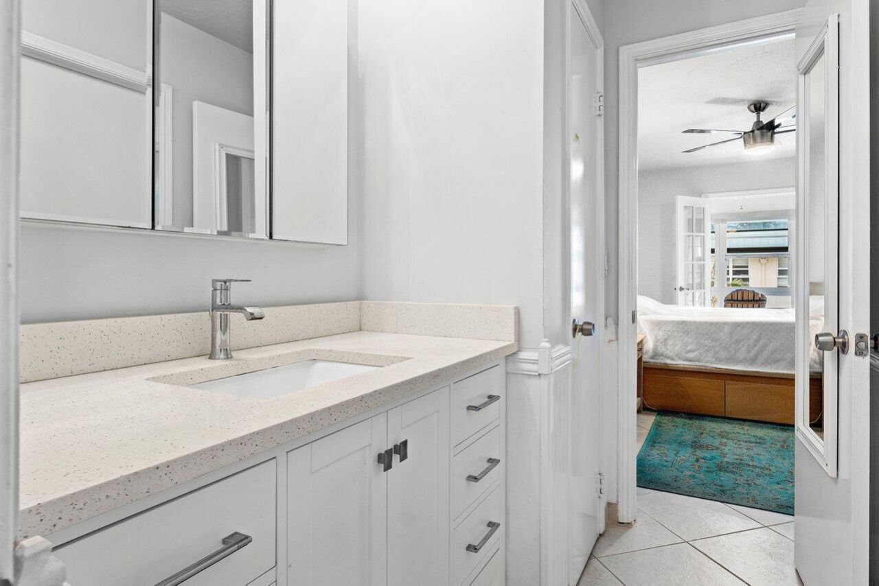 3851 N Ocean Boulevard, Unit 403, Gulf Stream, FL 33483 Photo