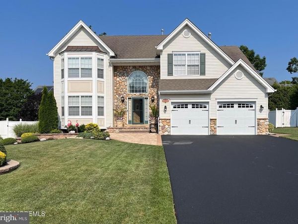 486 MERMAID DRIVE , MANAHAWKIN, NJ 08050