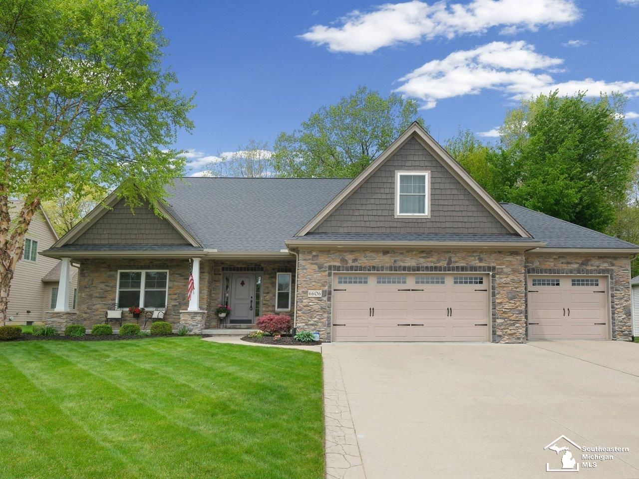 6606 Summerlyn Boulevard, Lambertville, MI 48144 Main Photo