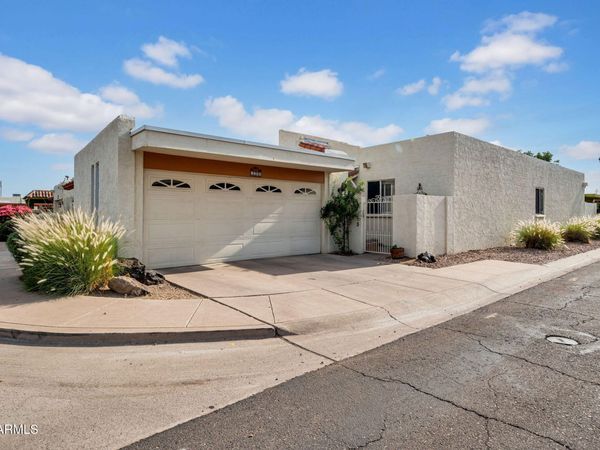 7166 N VIA LUCIA MARIA, Glendale, AZ 85301