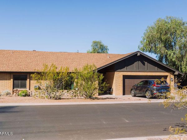 3650 E QUENTON Drive, Unit 2, Mesa, AZ 85215