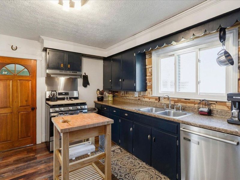213 E Court Street, Urbana, OH 43078 Photo 13