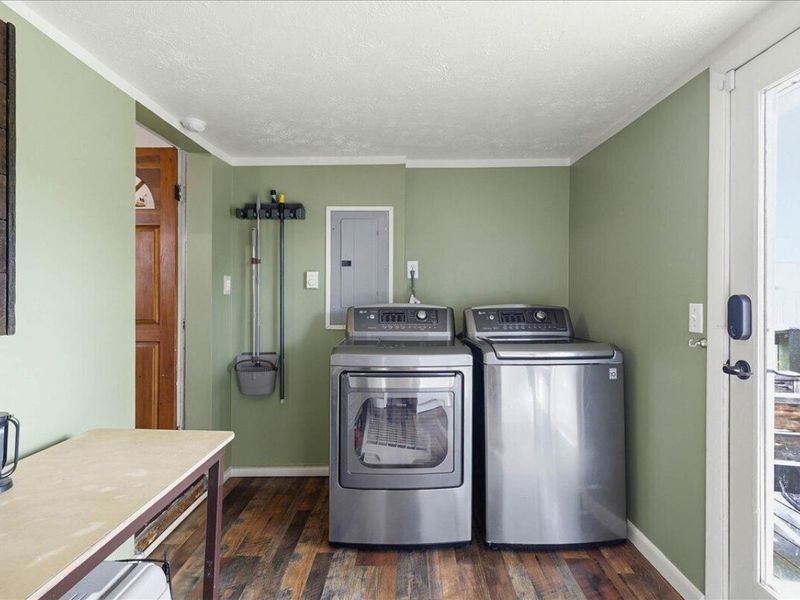 213 E Court Street, Urbana, OH 43078 Photo 18