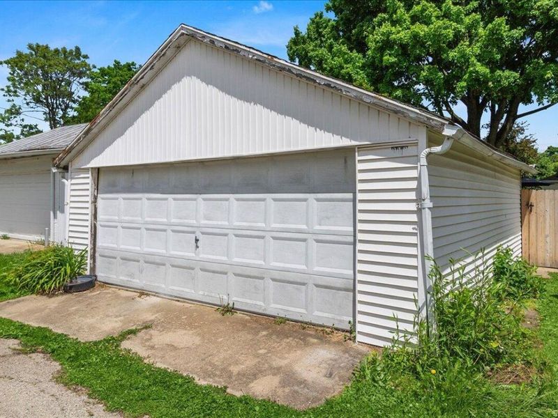 213 E Court Street, Urbana, OH 43078 Photo 38