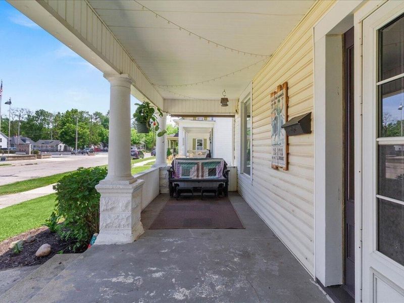 213 E Court Street, Urbana, OH 43078 Photo 5