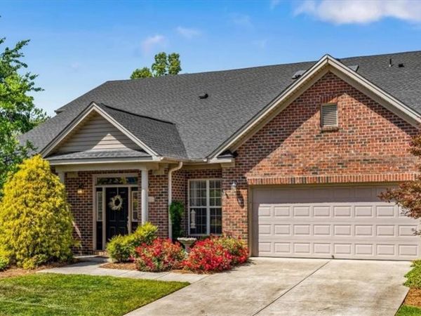 3075 Renaissance Parkway, Jamestown, NC 27282