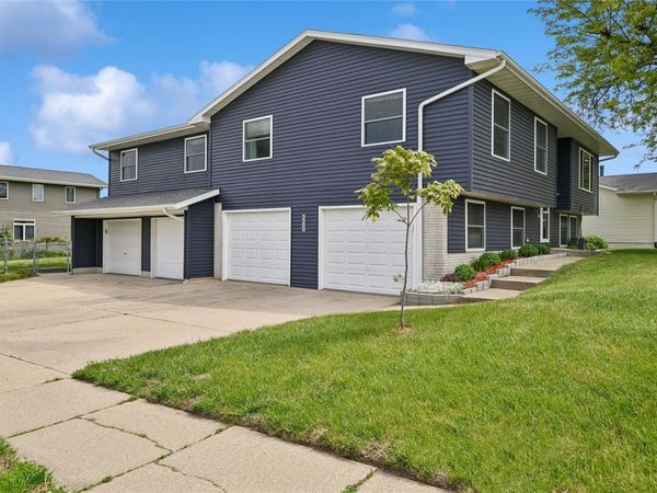 2200 A Avenue, Marion, IA 52302