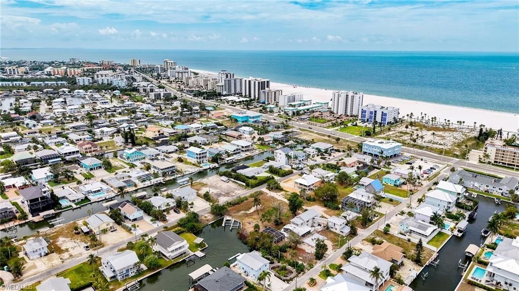 175 Bahia Via, Fort Myers Beach, FL 33931 Photo