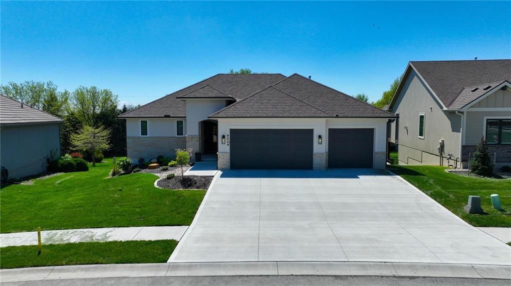 4209 NE Hideaway Drive, Lees Summit, MO 64064 Main Photo