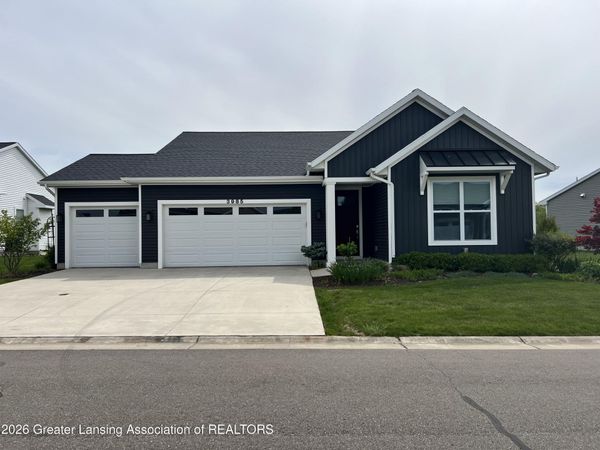 3985 Mustang Road, East Lansing, MI 48823