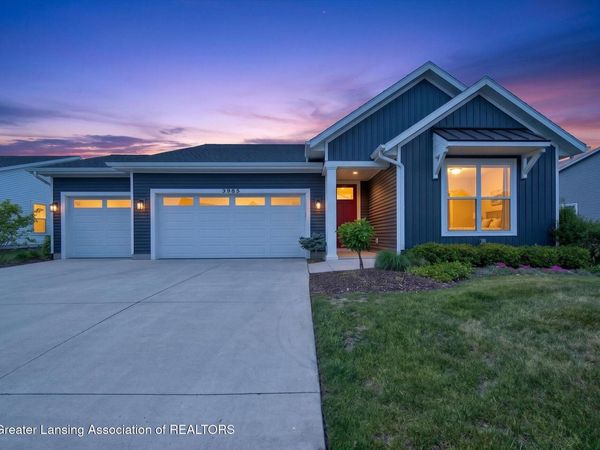 3985 Mustang Road, East Lansing, MI 48823