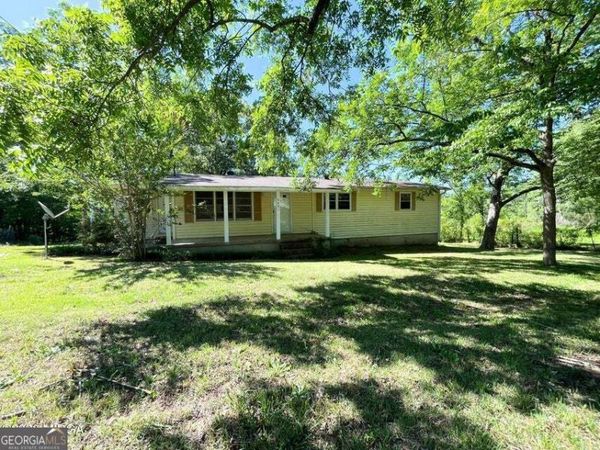 4401 Crystal Lake Drive, Macon, GA 31217