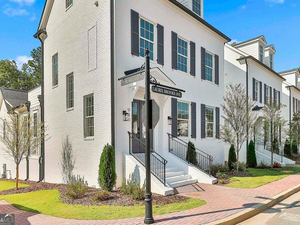 940 Laurel Brooke Avenue, Peachtree City, GA 30269