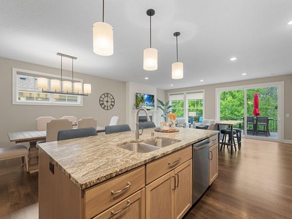 10230 57th Avenue N, Plymouth, MN 55442