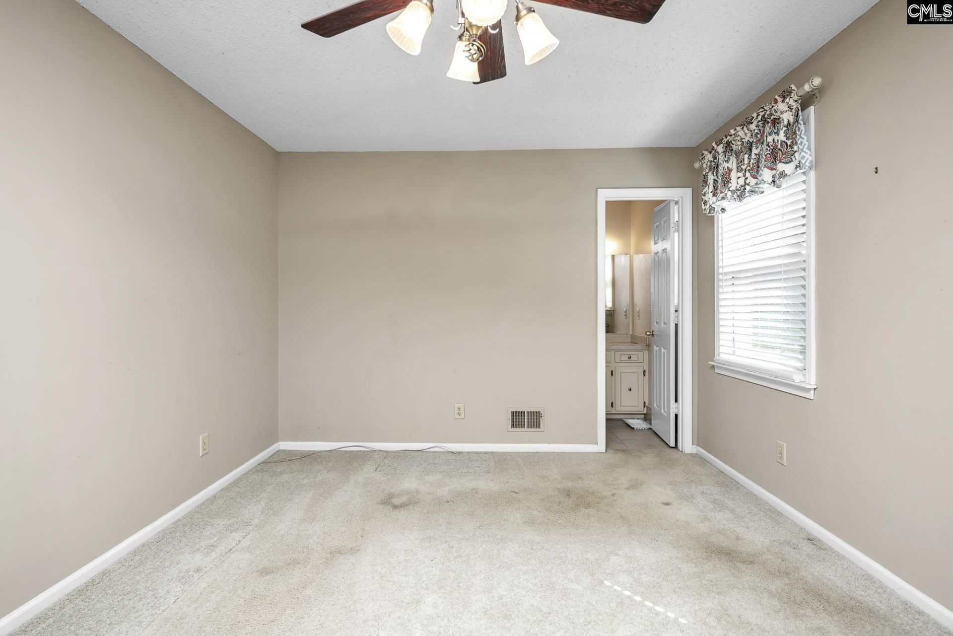 128 Melville Road  Photo 16