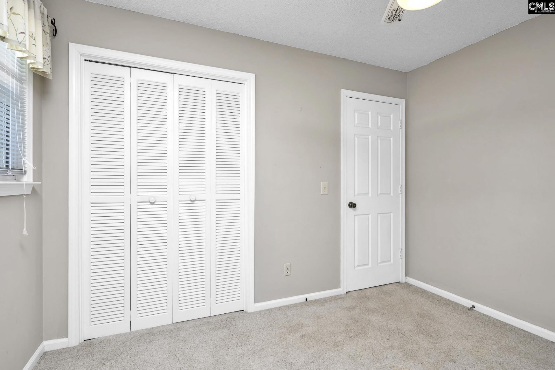 128 Melville Road  Photo 22