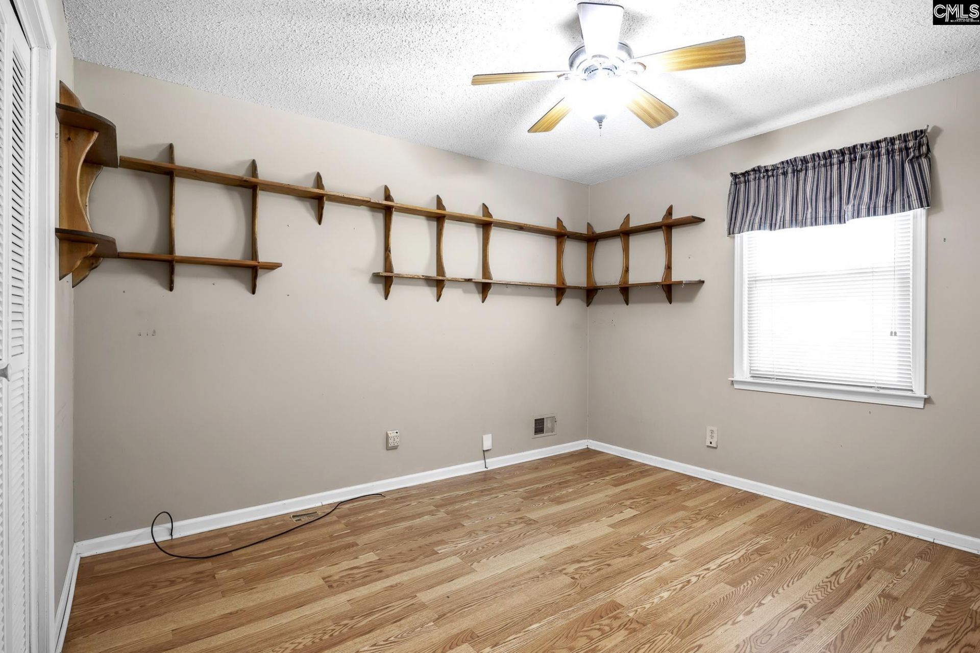 128 Melville Road  Photo 23
