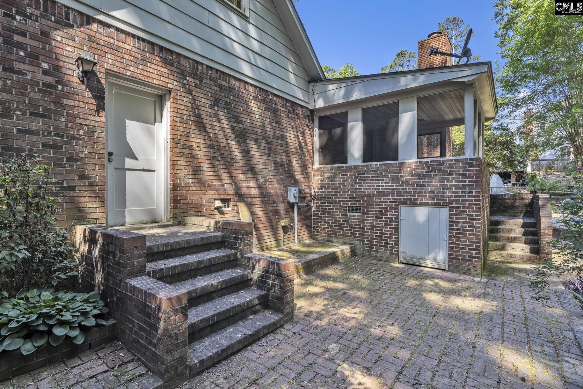 128 Melville Road  Photo 32