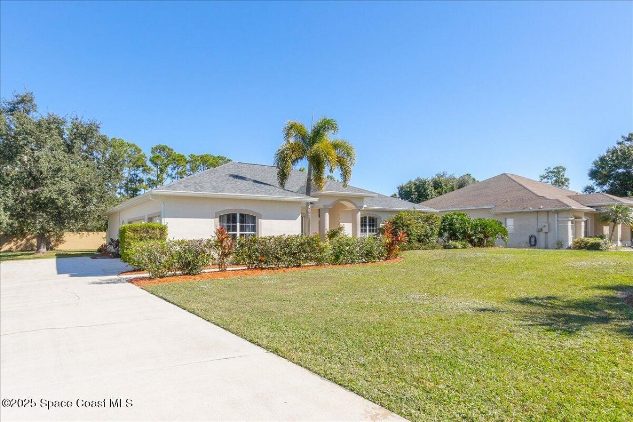 3639 Meadowlark Way , Melbourne, FL 32904 Photo