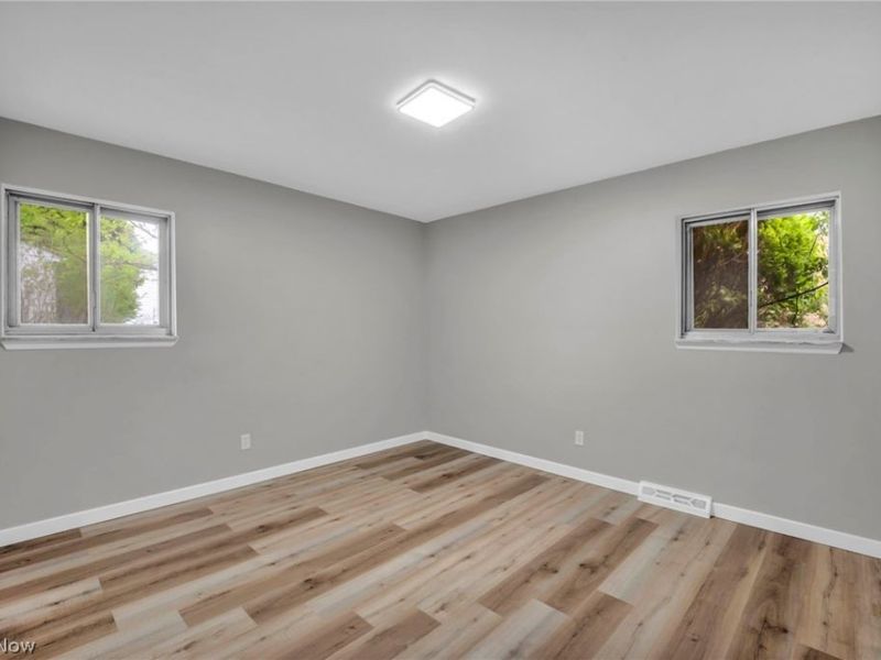 5597 Kenton Avenue, Maple Heights, OH 44137 Photo 23
