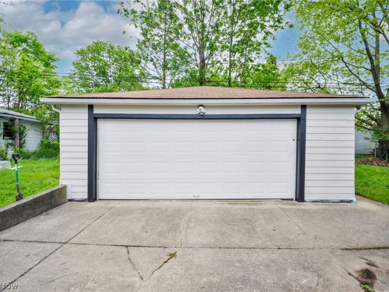 5597 Kenton Avenue, Maple Heights, OH 44137 Photo 37