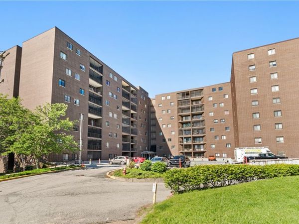 5600 Munhall Rd, Unit 314, Pittsburgh, PA 15217