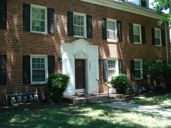 2425 Longview AVE SW, Unit 18, Roanoke, VA 24014