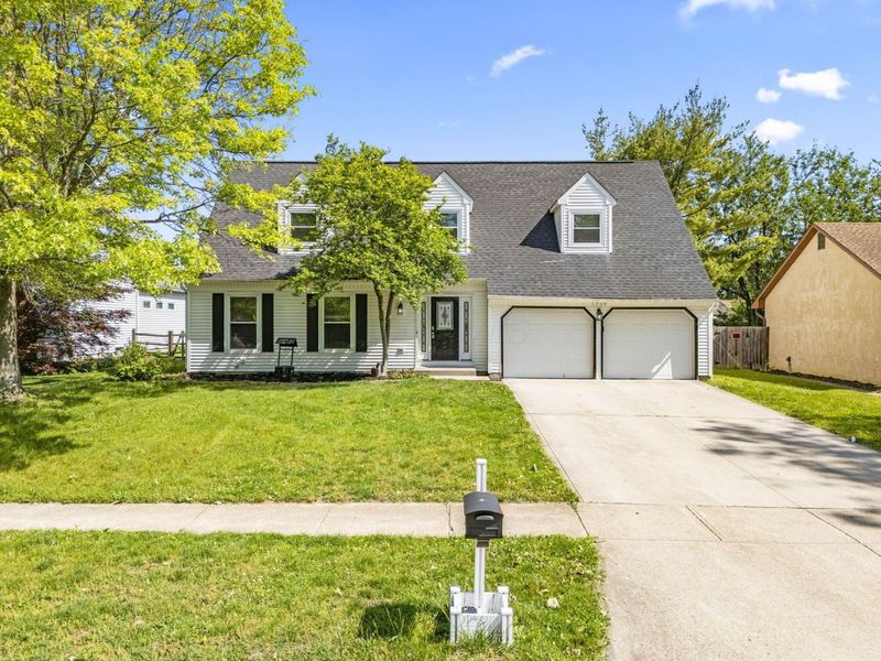 1734 Ramblewood Avenue , Columbus, OH 43235 Photo 2