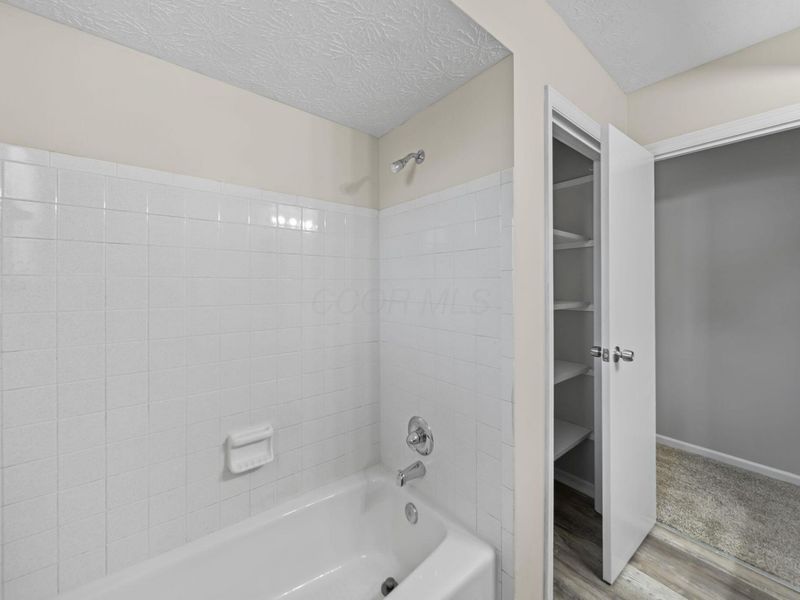 1734 Ramblewood Avenue , Columbus, OH 43235 Photo 42