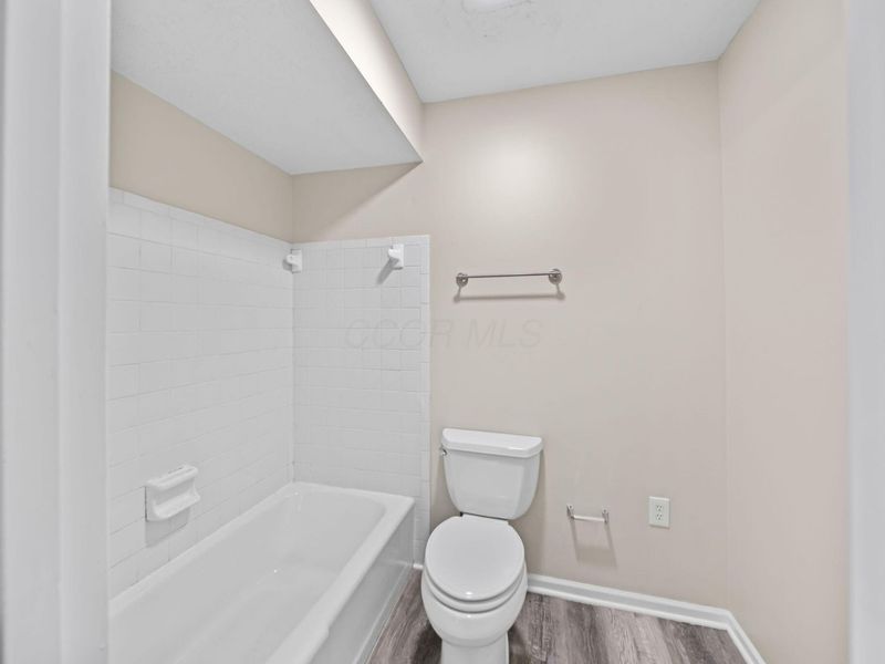1734 Ramblewood Avenue , Columbus, OH 43235 Photo 43