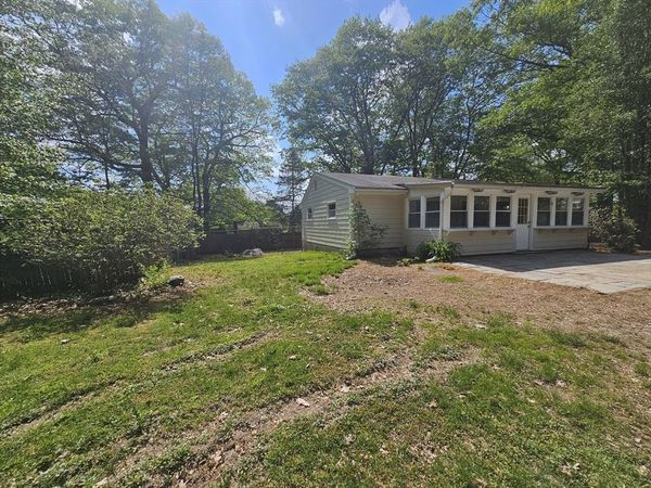 37 Fairchild Dr, Holden, MA 01520
